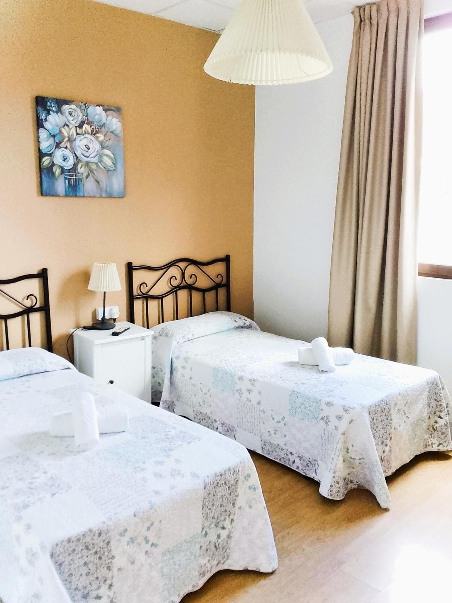 Albergue San Lazaro Sarria Extérieur photo