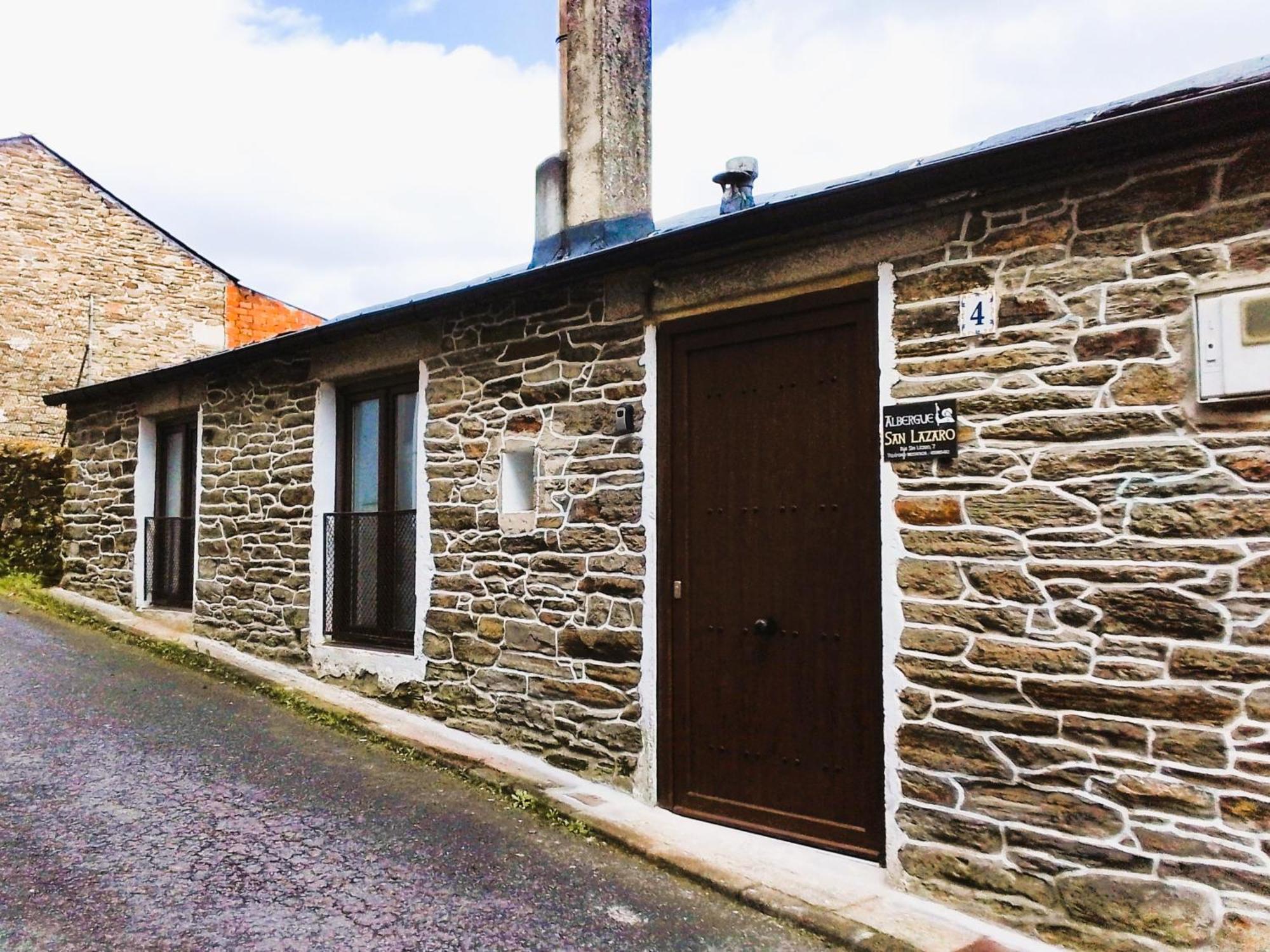 Albergue San Lazaro Sarria Extérieur photo