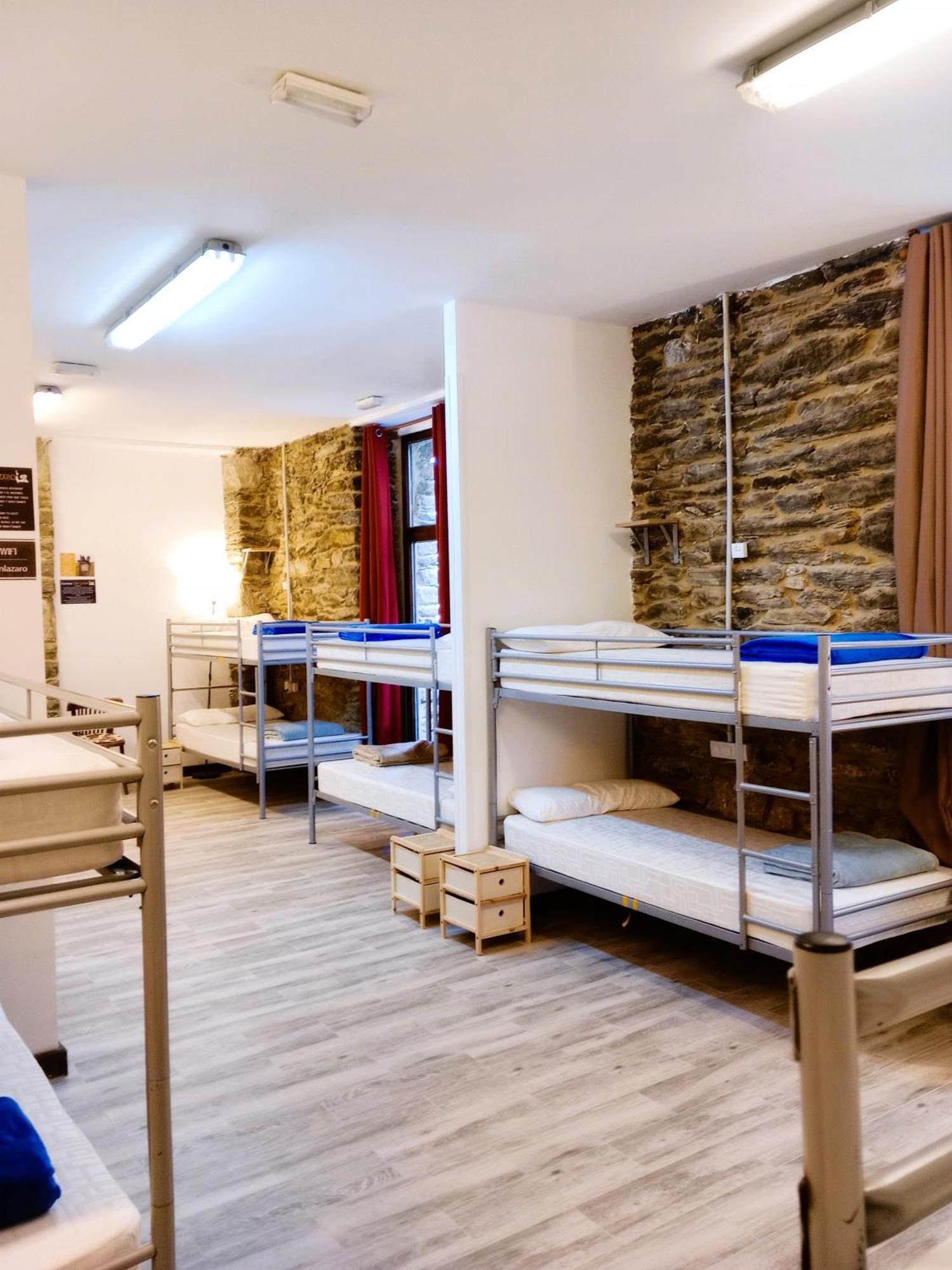 Albergue San Lazaro Sarria Extérieur photo