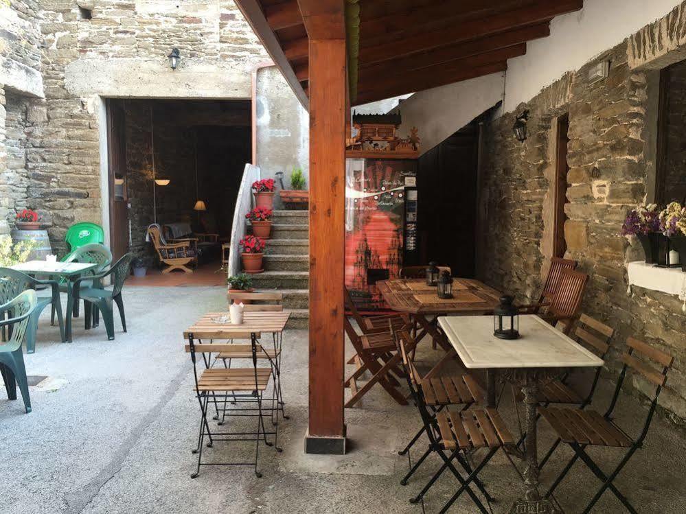 Albergue San Lazaro Sarria Extérieur photo