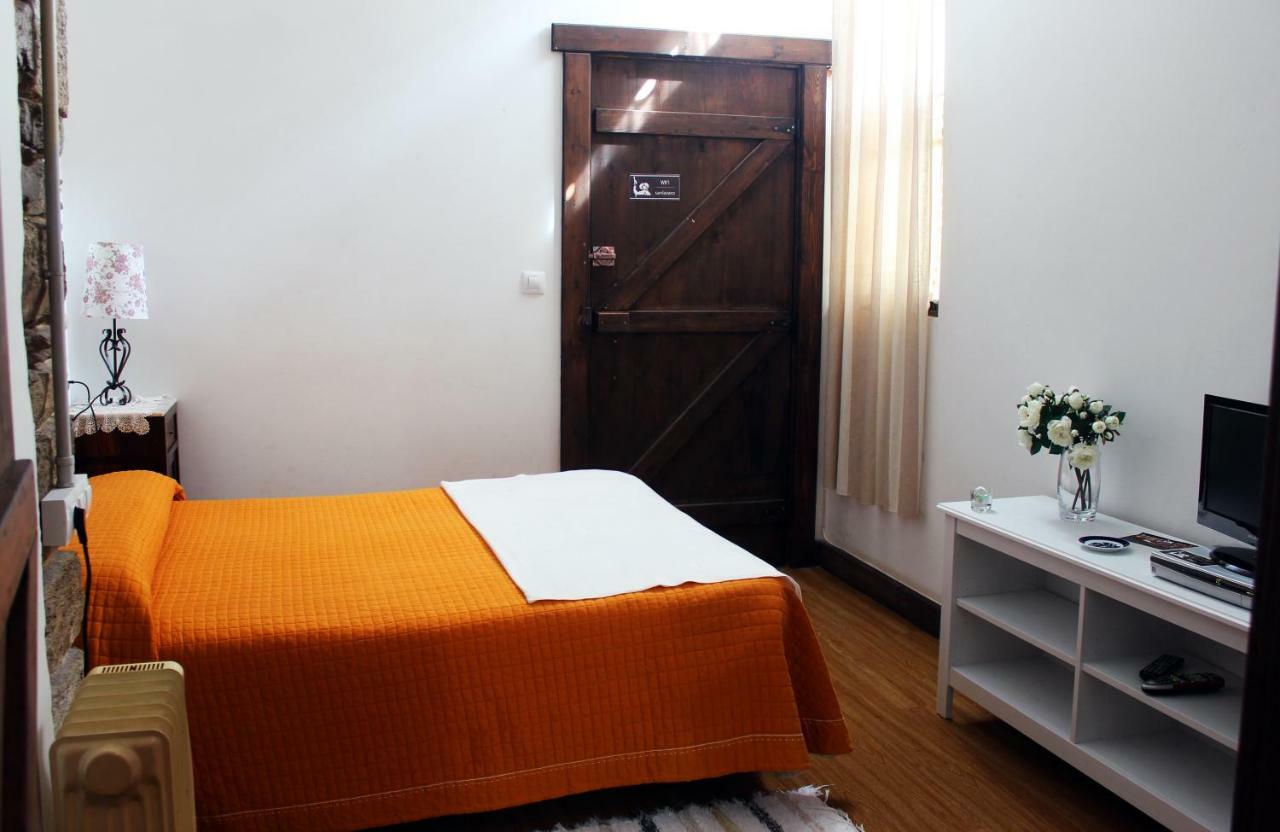 Albergue San Lazaro Sarria Extérieur photo
